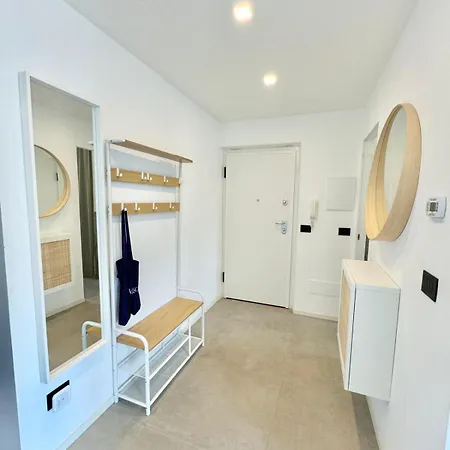 Hostdomus - White House-private Bike * Finale Ligure